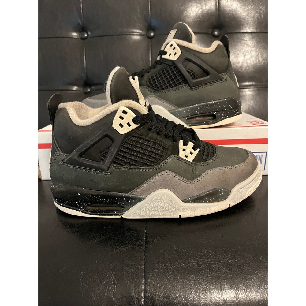 Nike Air Jordan 4 Retro Fear Black White Cool Grey FQ8213-002 GS 5.5Y Womens 7